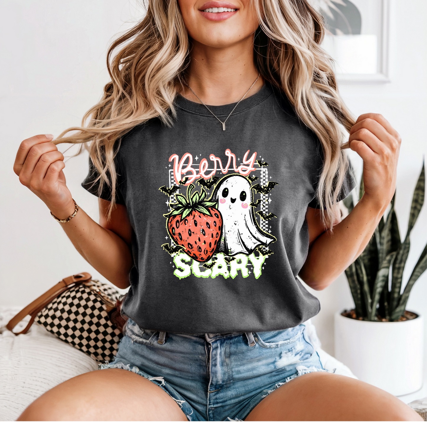 BERRY SCARY HALLOEEEN TEE