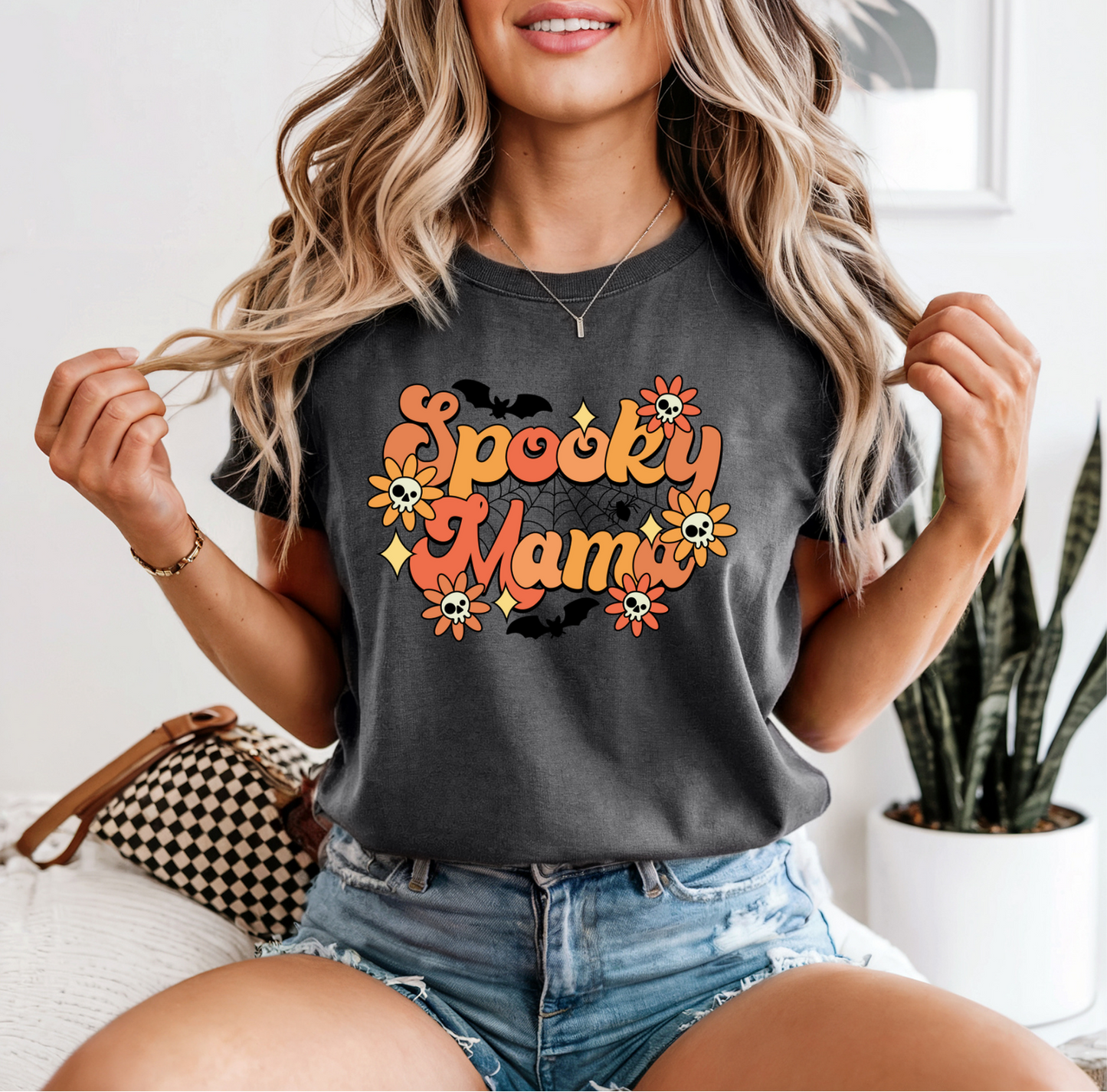 SPOOKY MAMA TEE